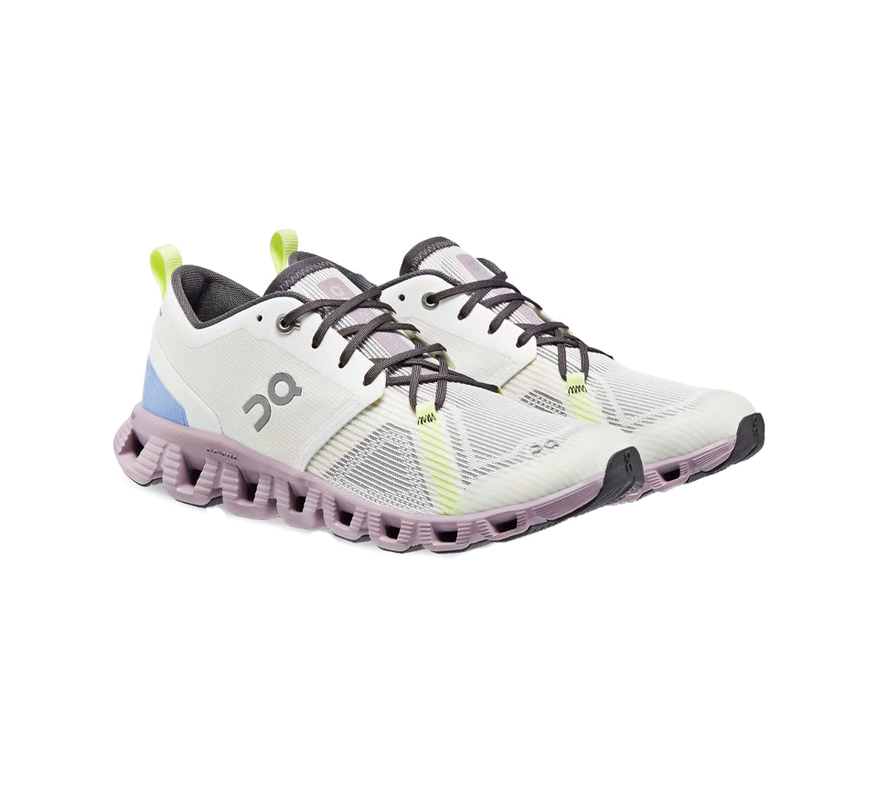 On Cloud X 3 Shift 6698263 Shoes Undyed White/Heron UK 4-7